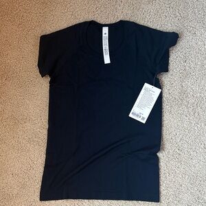 Navy Blue Lululemon Swiftly Tech T Shirt